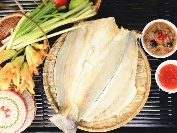 Món ngon Cần Giờ khô cá dứa 1 nắng