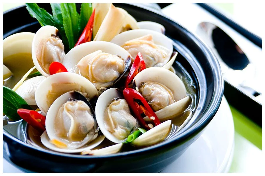 Nghêu hấp sả đặc sản Cần Giờ