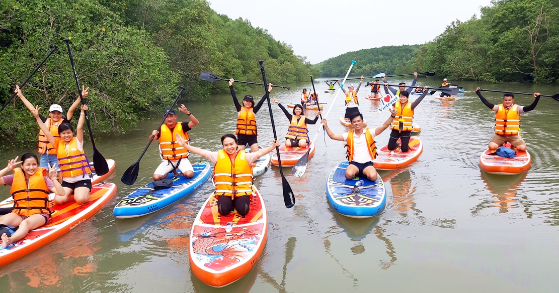 check-in Rừng Sác bằng thuyền kayak
